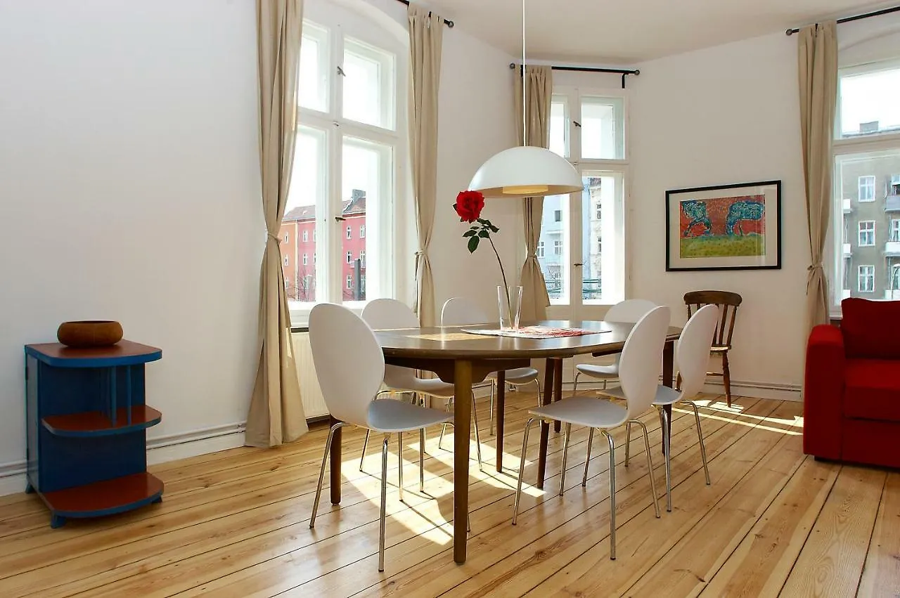Apartment Prenzlauer Allee Berlin 0*,